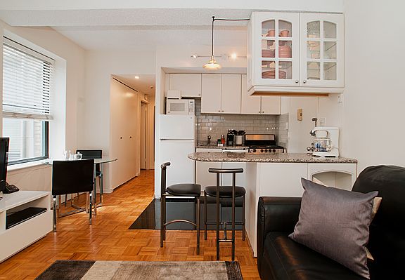 2nd image of 150 W 51st St APT 1710