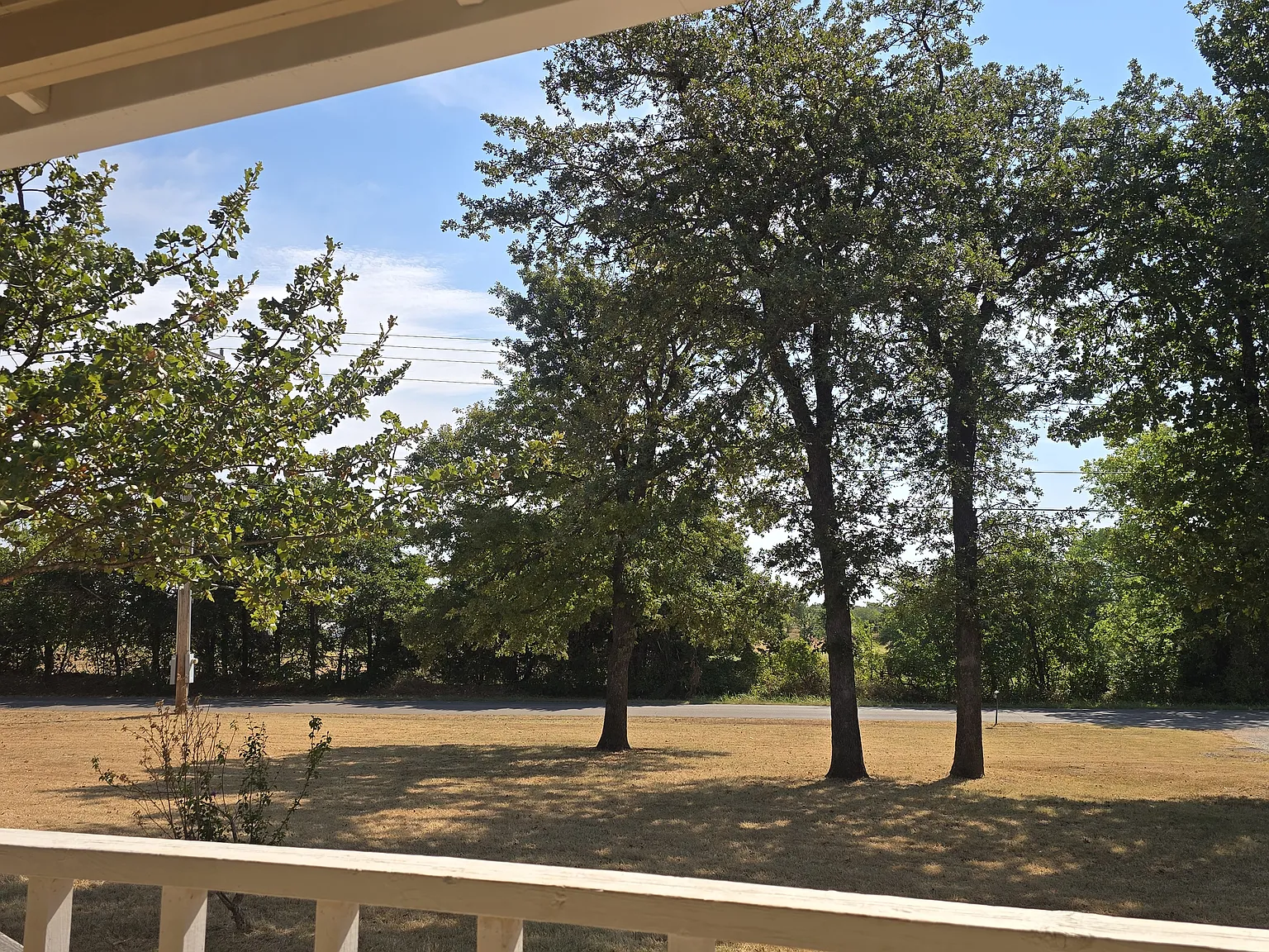 3 bed, 1890 sqft, $1,295 — Photo 4