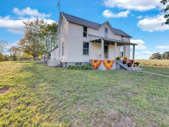 11554 Old Kentucky Rd, Walling, TN 38587