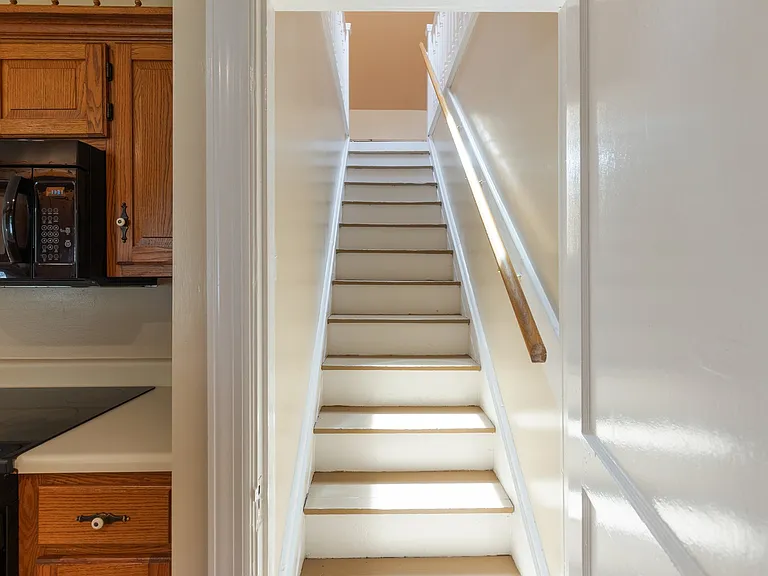 3228 Lakeshore Dr — Photo 21
