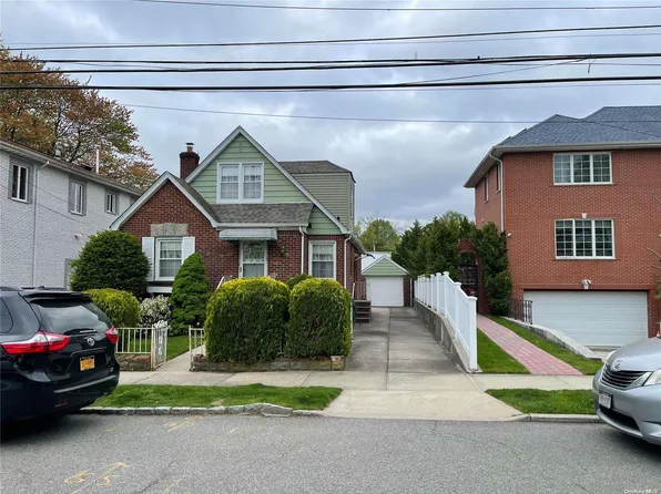 32-20 205 Street, Bayside, NY 11361