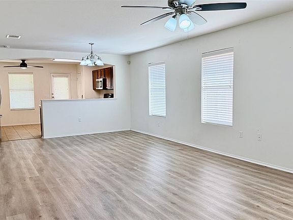 4th image of 5713 Nelson Oaks Dr