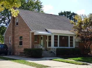 9935 S Spaulding Ave, Evergreen Park, IL 60805