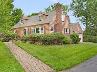 30 Hughes Ln, Watchung Boro, NJ 07069