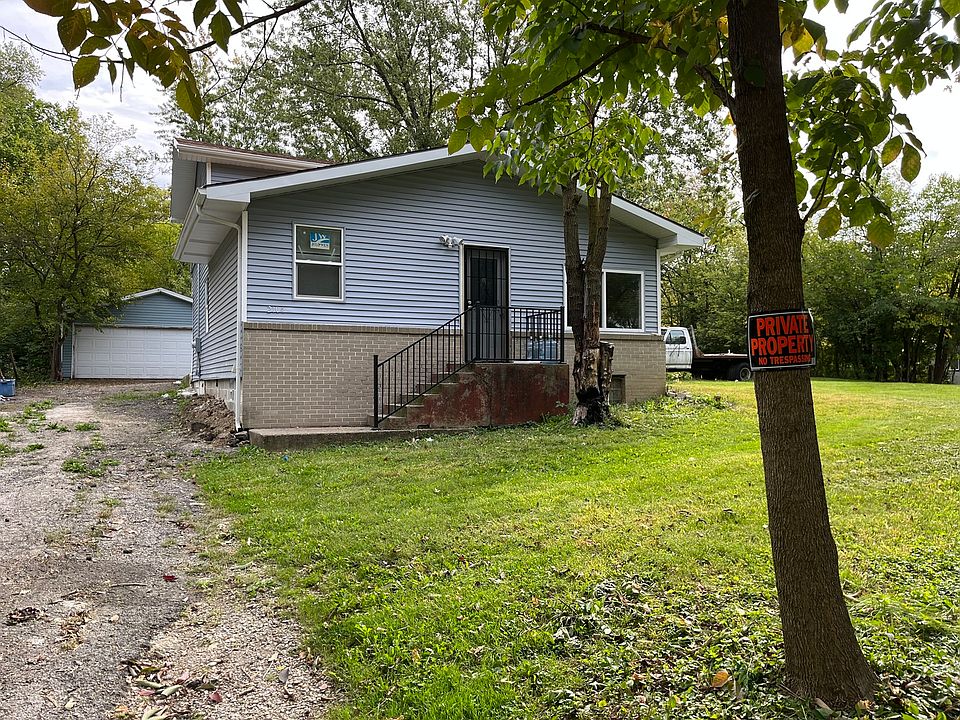 2nd image of 2104 California Ave