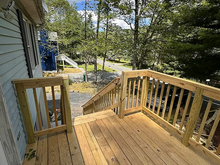 Front deck