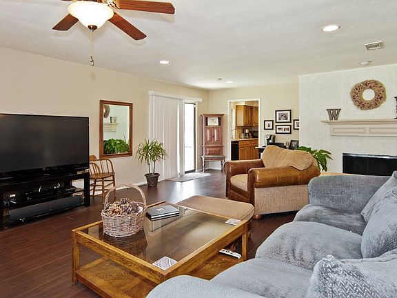 4th image of 2906 Hazelwood Dr