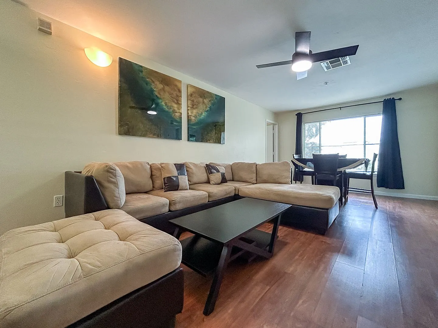 Beautiful Room for Rent in a 4/4 Unit - University Terrace West 511-B — Photo 4