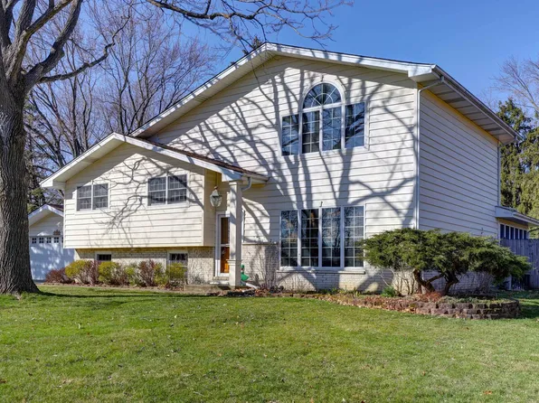 6726 Western Ave, Darien, IL 60561