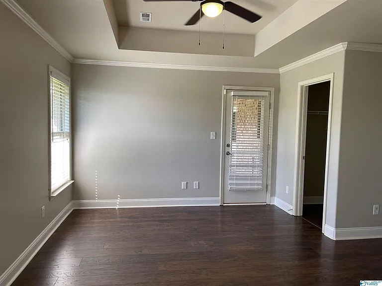 266 Village Springs Dr — Photo 10