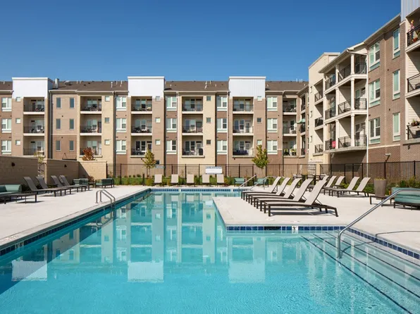 Broadmoor at Rivers Edge