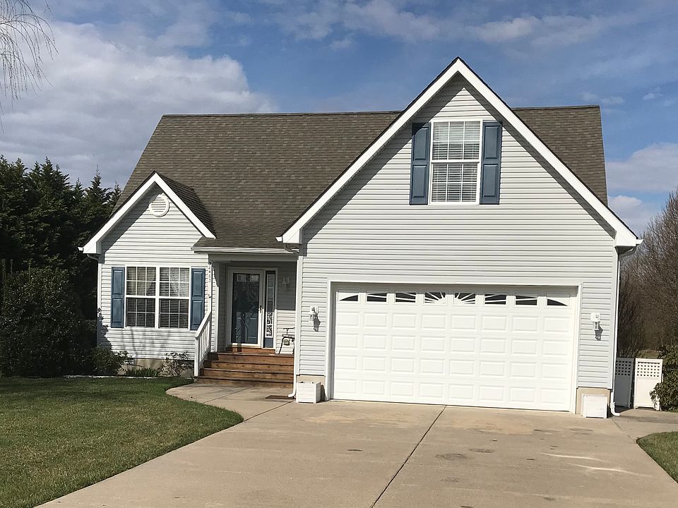 1st image of 32463 Herring Wood Dr