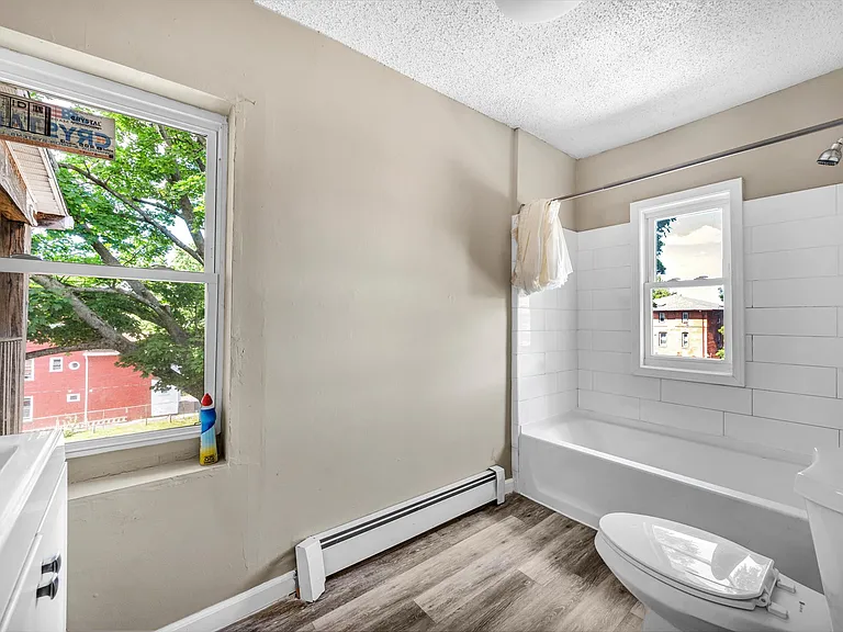 63 Seyms St #3 — Photo 6