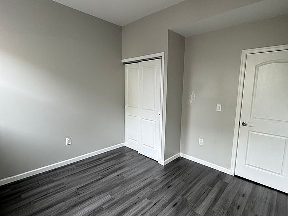 5th image of 93 Roosevelt Ave #1R