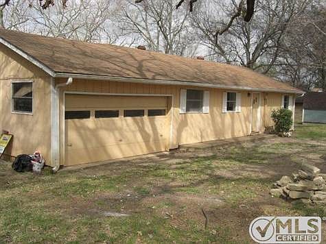 1st image of 110 Guinevere Cir