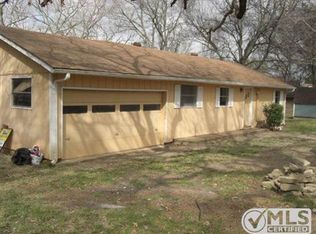 110 Guinevere Cir, Mabank, TX 75156