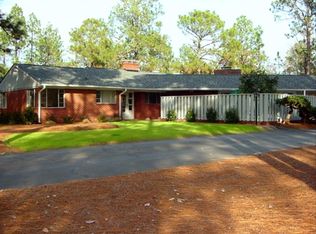 6173 State Highway 211, West End, NC 27376