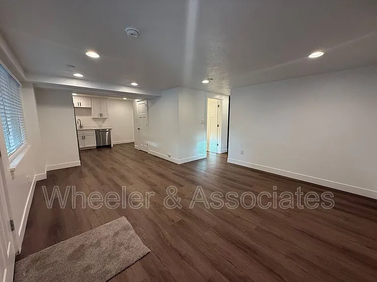 3714-3718 Brinker Ave — Photo 11
