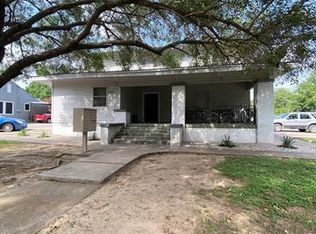 216 S Devine St, Stephenville, TX 76401