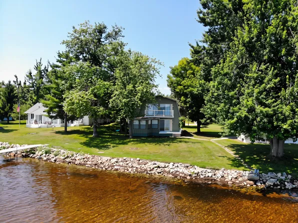 2120 N Black River Rd, Cheboygan, MI 49721
