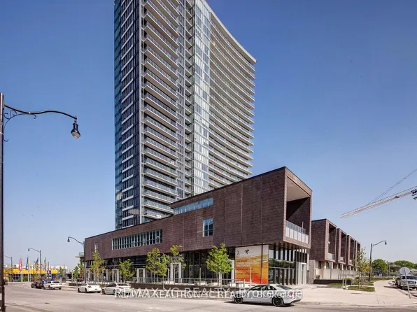 121 McMahon Dr, Toronto, ON