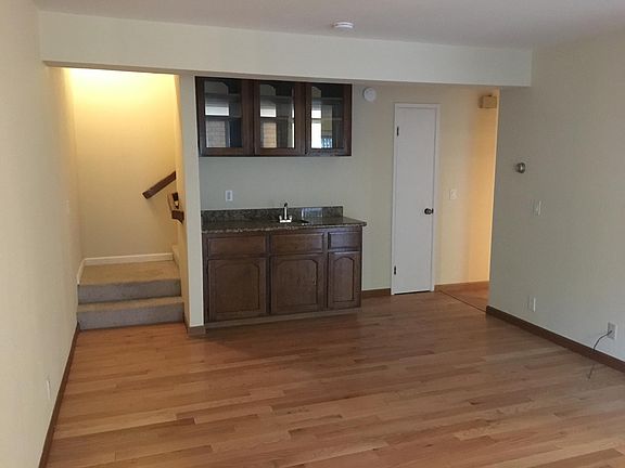 4th image of 1333 Sarita Way