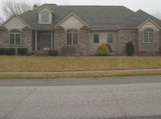 3622 Oak Ridge Dr, Elkhart, IN 46517