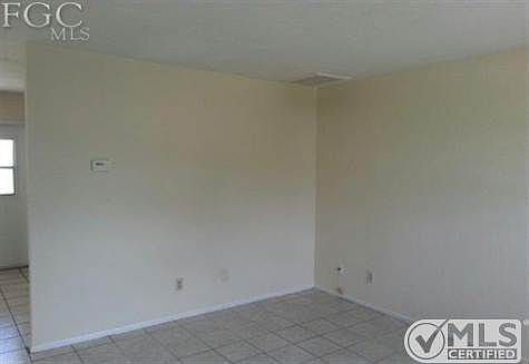 3rd image of 1117 Navajo Ave