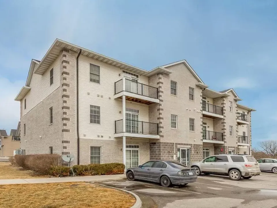 4511 Twain Cir #304