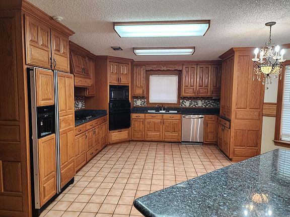 2nd image of 224 Ouiski Bayou Dr