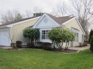 3 Huntington Ct, Ridge, NY 11961
