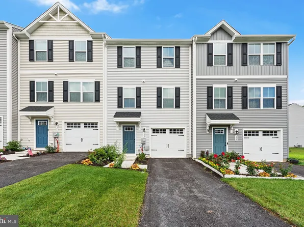 150 Hamilton Ln, Coatesville, PA 19320