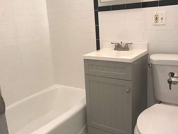 3rd image of 418 N Terrace Ave #6491631
