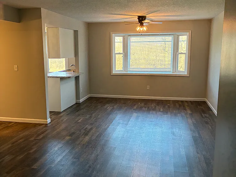 706 N 2nd St — Photo 1