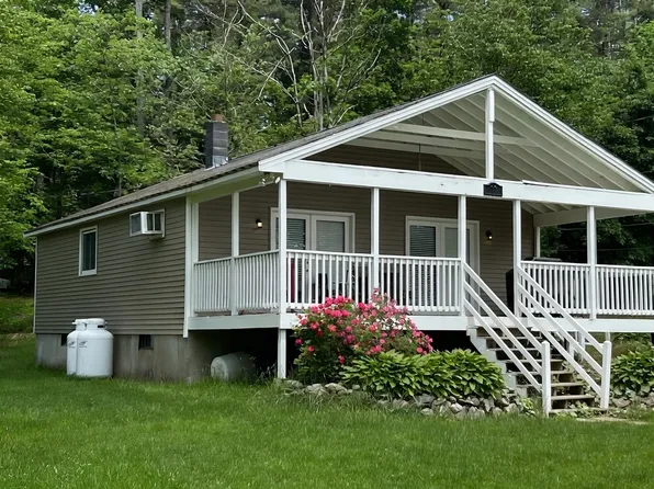 11 Fish Rd, Windham, NH 03087