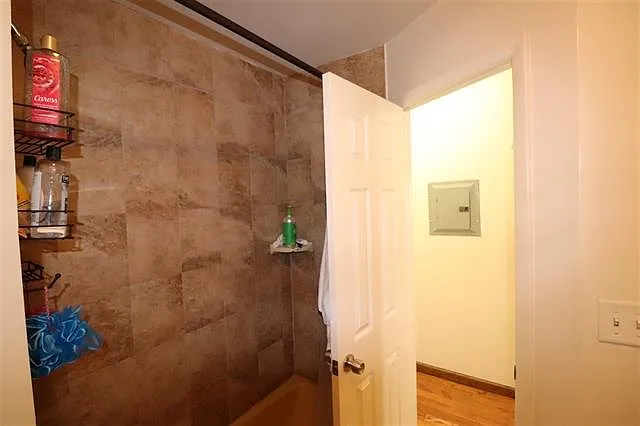 927 Willow Ave #4 — Photo 9