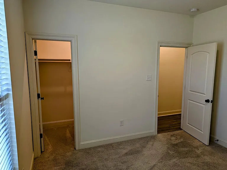 213 Preston Rose Ln — Photo 13
