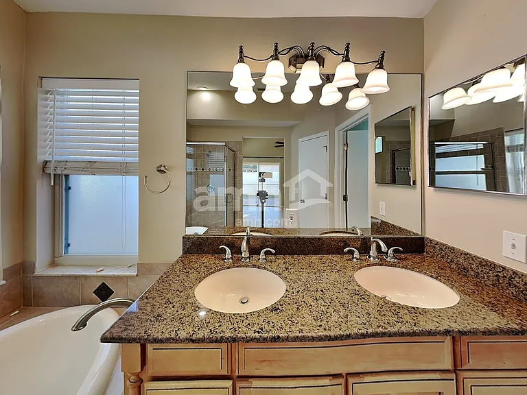 12061 Winding Woods Way — Photo 13