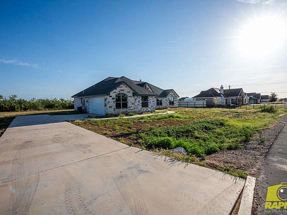 2nd image of 9540 Grey Wolf Ln