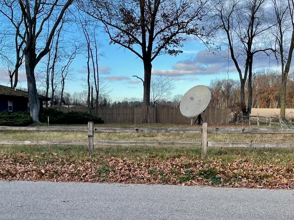 Edgewater Beach Rd, White Pigeon, MI 49099