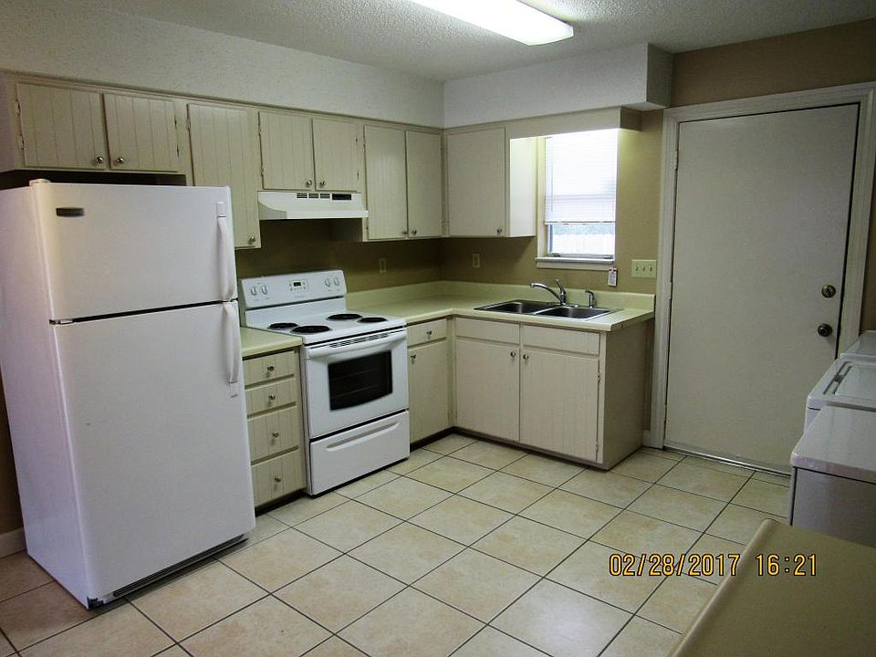 1st image of 201 Marquette St APT 3