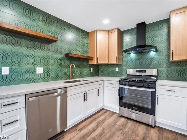 2201 E Piper Ave, North Las Vegas, NV 89030