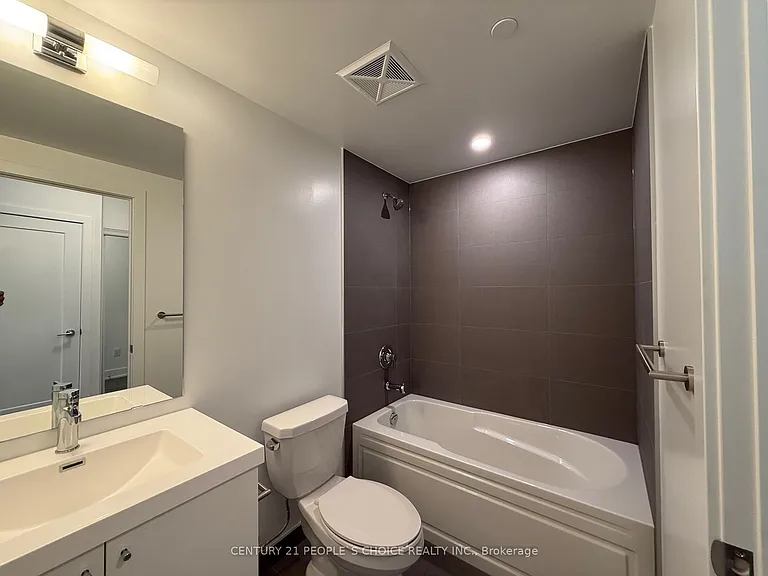 2545 Simcoe St N #218 — Photo 13