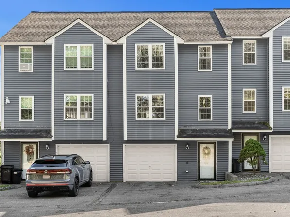 15 Mercury Ter Unit 15, Haverhill, MA 01832