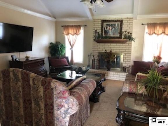 3rd image of 6308 Diamond Head Dr