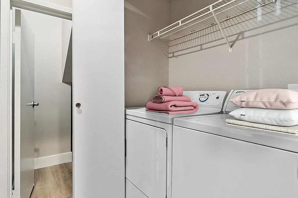 Marquessa Villas Apartments and Townhomes — Photo 4