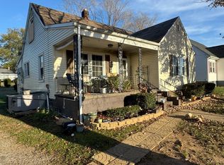 904 7th St, Altavista, VA 24517