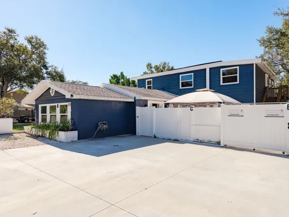 819 10th St SW APT A, Largo, FL 33770