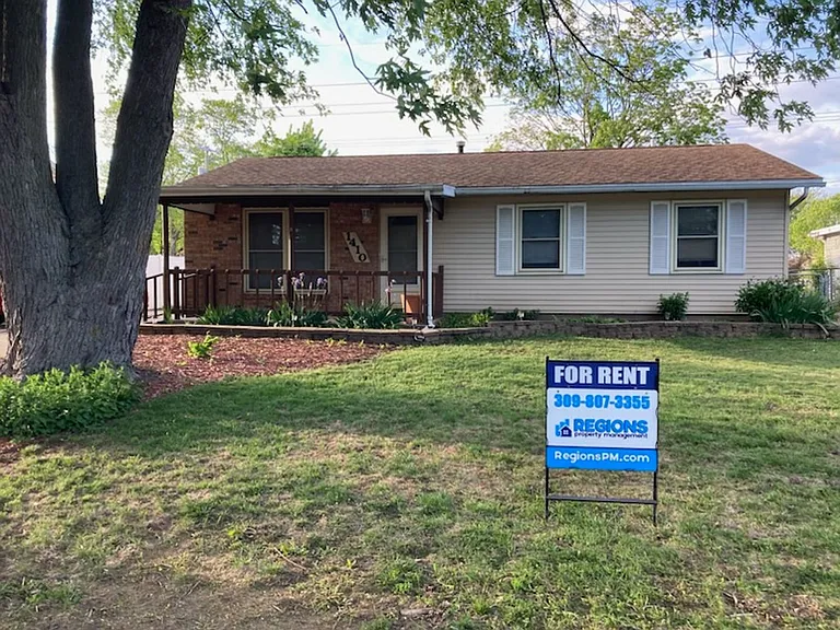 1410 Dillon Dr — Photo 1