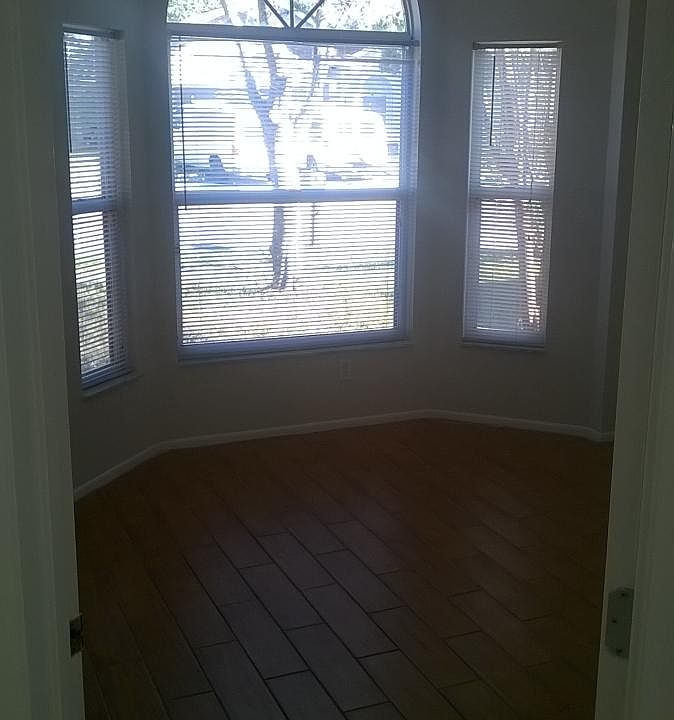1st image of 1456 Crawford Dr